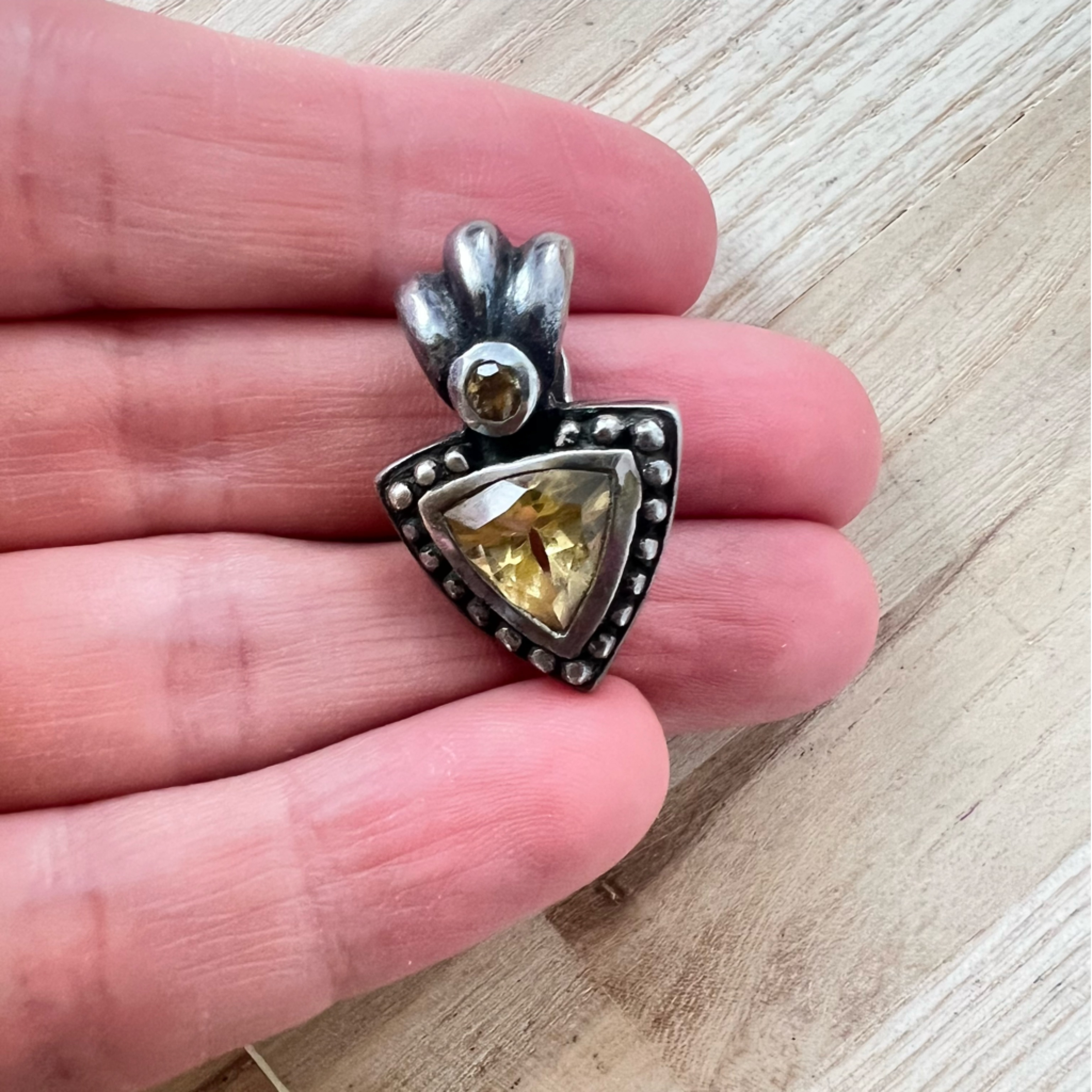 Vintage Style Ati 925 Sterling Silver Citrine Triangular Pendant 75$